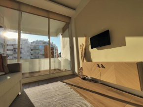 1-min walk from the Beach - New decor, Armacao De Pera